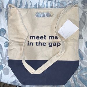 Gap bag